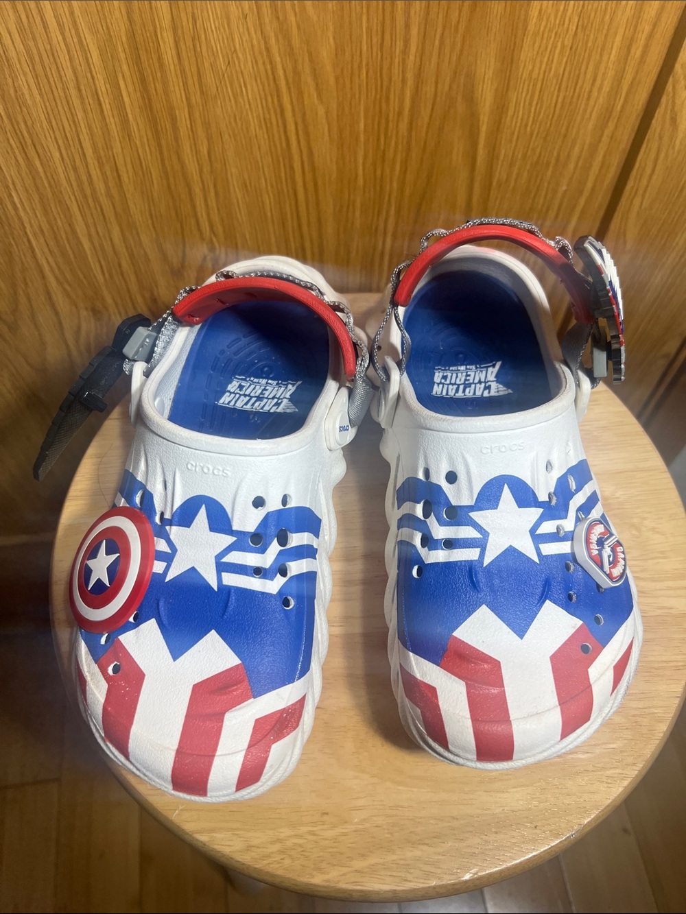 CROCS Kids Captain America-Inspired Clog Sandals — White Blue Red
